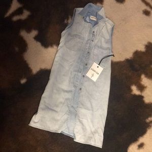 Denim pistola size small top